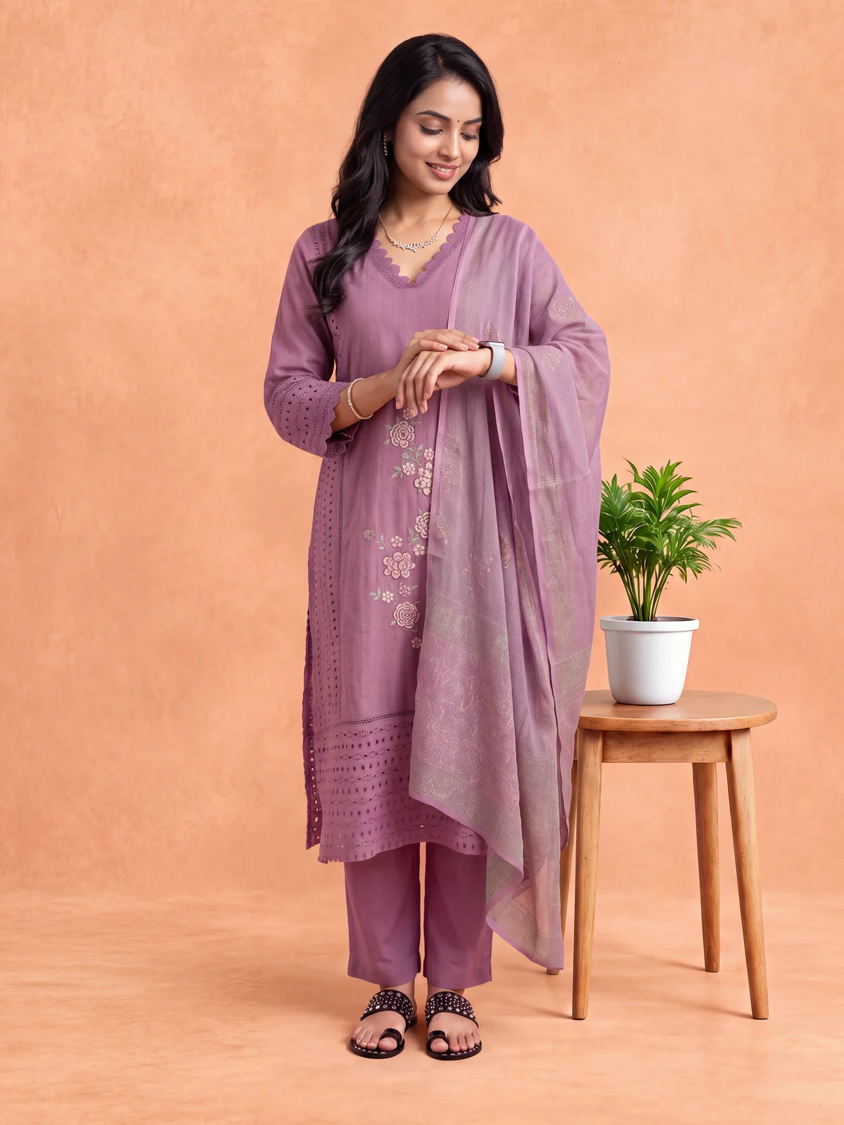 Ramyyam Women Embroidered Purple Kurti Set EKS153