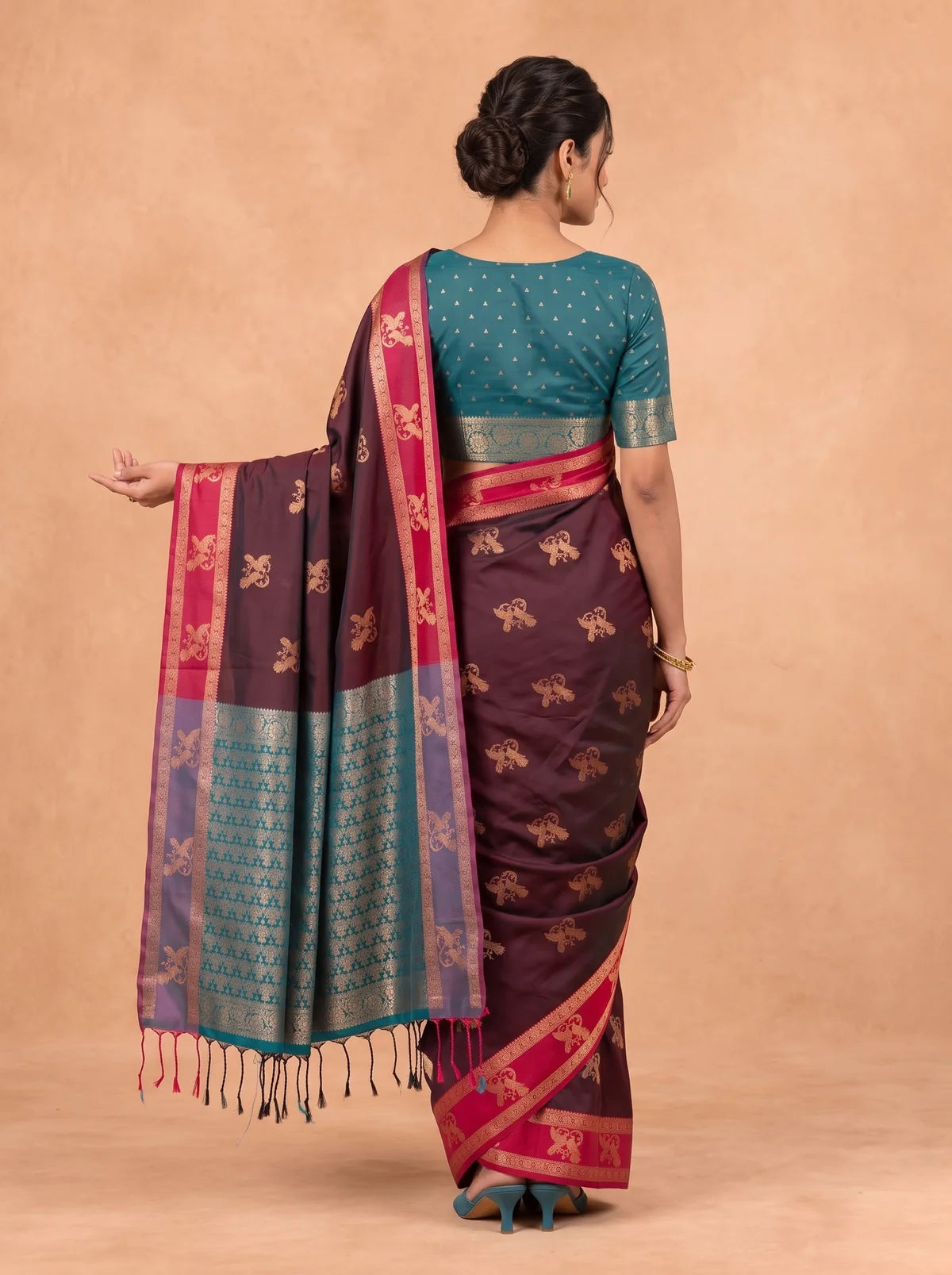 Ramyyam Women Soft Silk Maroon With Green Saree SS464