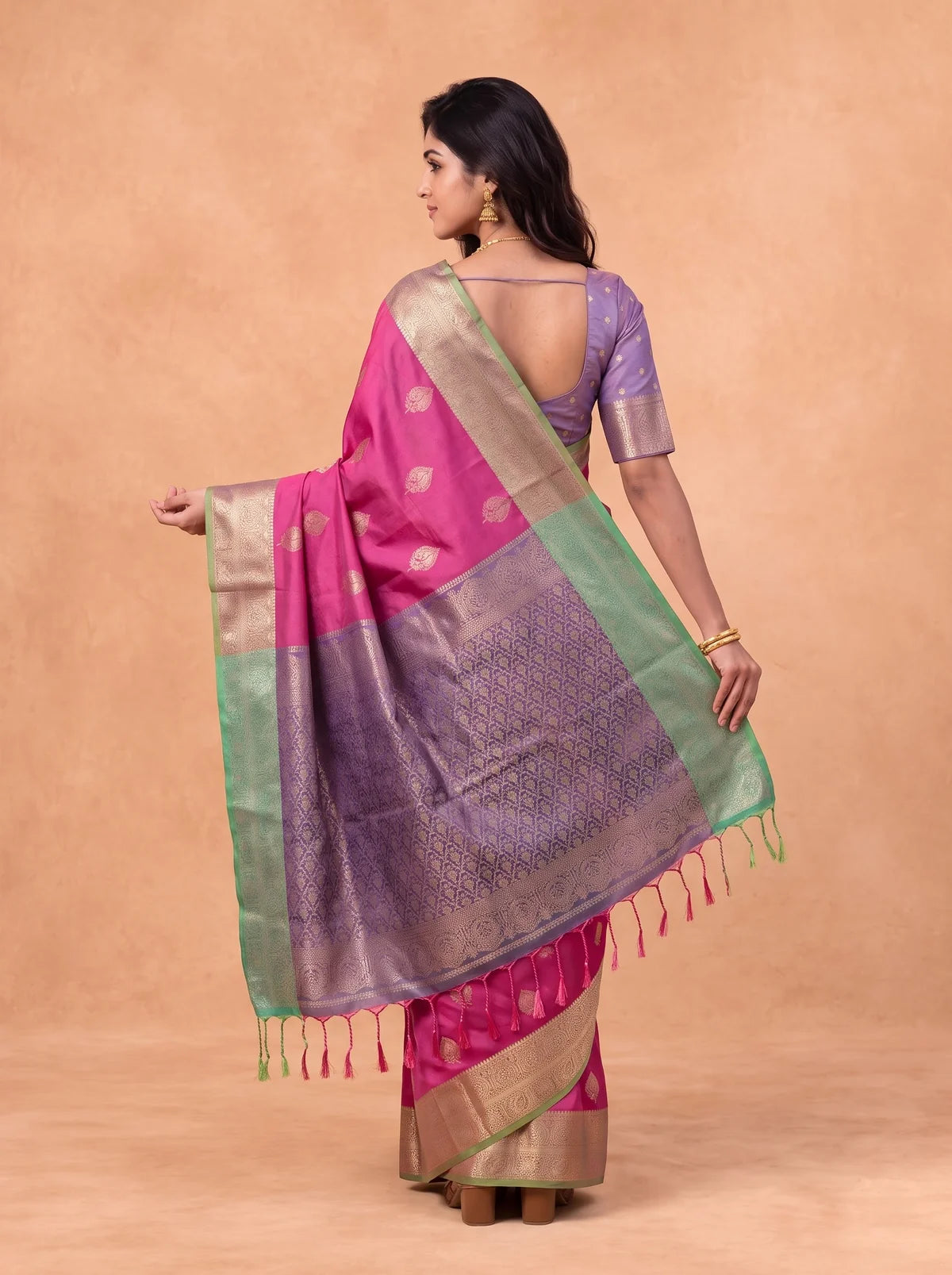 Ramyyam Women Soft Silk Dark Pink With Green Saree SS425